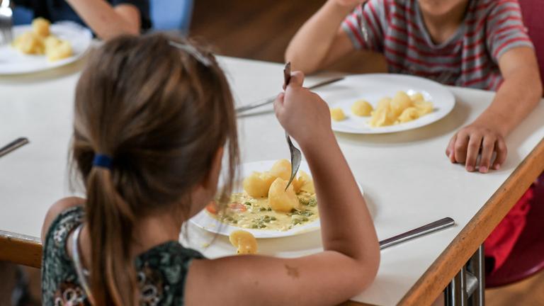 B Rgerrat Ern Hrung Empfiehlt Kostenloses Mittagessen F R Kinder