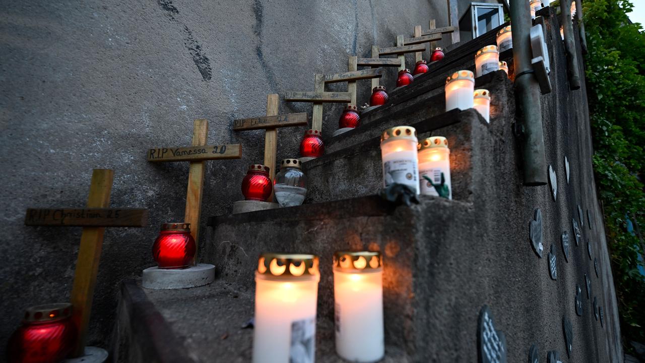 Loveparade-Gedenken - Nacht Der 1.000 Lichter Erinnert An Opfer In ...