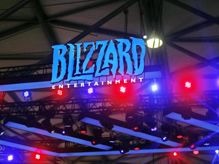 Blizzard Entertainment Logo auf einer Spielemesse in China