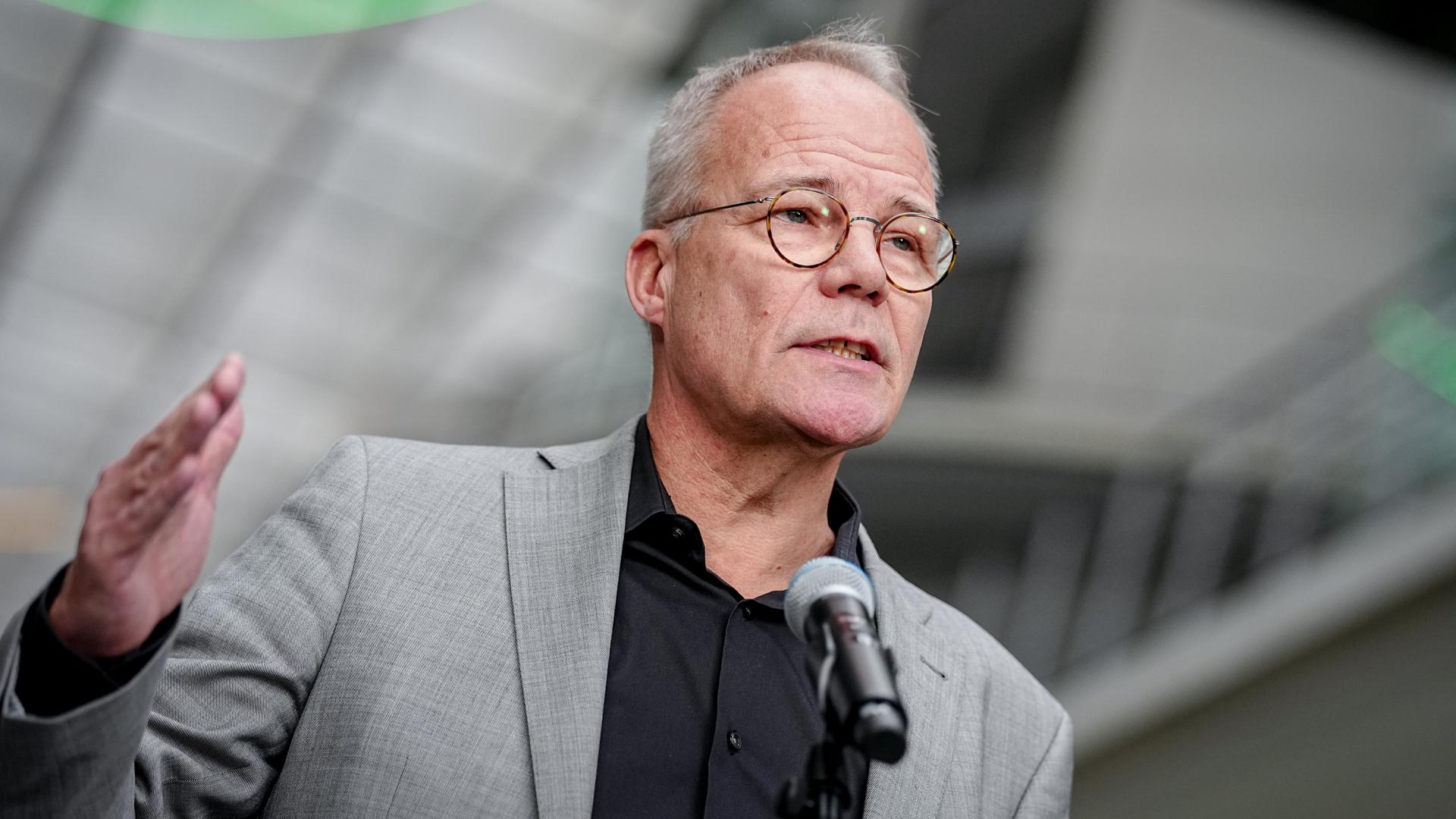 Matthias Miersch, SPD-Fraktionsvorsitzender, gibt eine Pressekonferenz zu Beginn der Jahresauftaktklausur der SPD-Bundestagsfraktion.