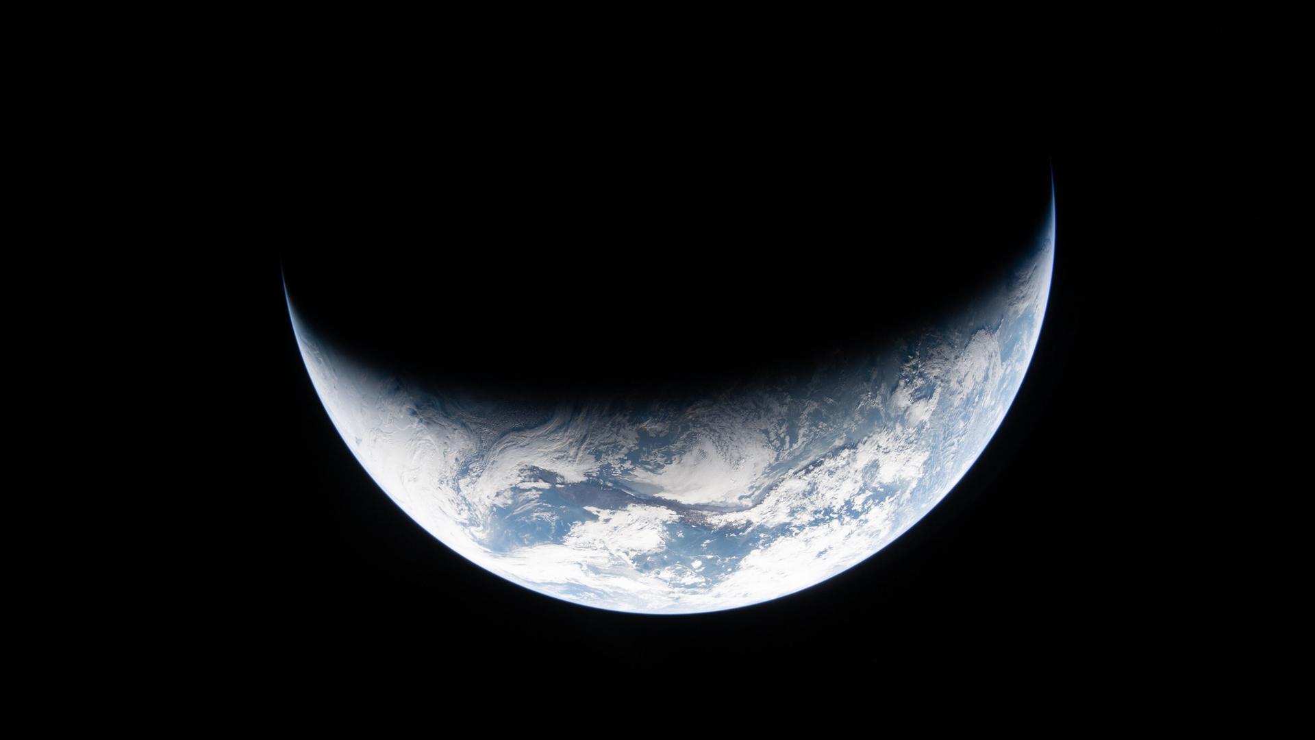Die Erde, fotografiert während der Artemis-2-Mond-Mission im April 2026 Die Erde, fotografiert während der Artemis-2-Mond-Mission im April 2026