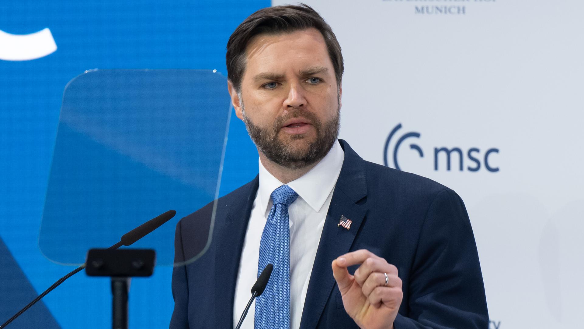 J.D. Vance, Vizepräsident der Vereinigten Staaten von Amerika, spricht bei der Münchner Sicherheitskonferenz. 