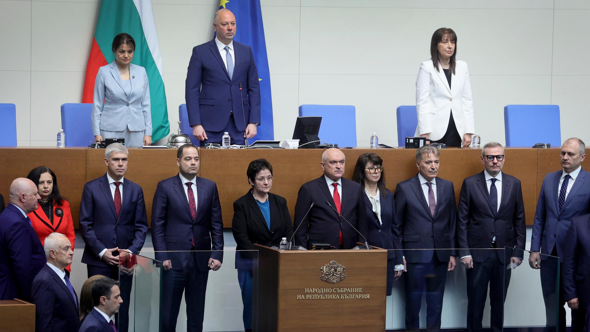 Nach der vorgezogenen Parlamentswahl vom 9. Juni 2024 scheiterte Scheljaskow (oben Mitte) als Kandidat für den Posten des Ministerpräsidenten bei der Abstimmung im Parlament.