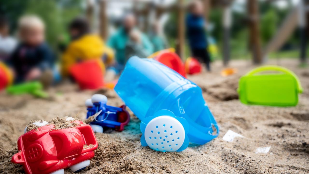 Die Kindertagespflegepersonen und ihre Schützlinge feiern 50 Jahre Kindertagespflege am 13. Juni 2024 in Voerde. 