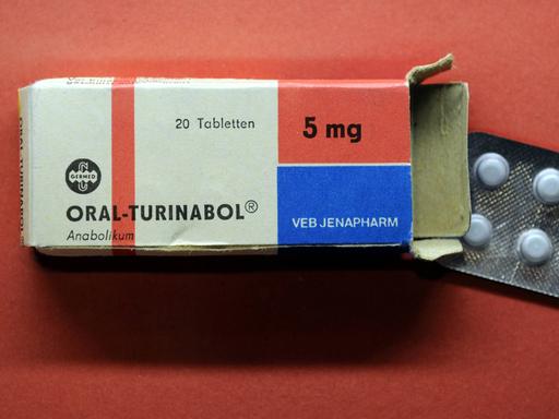 Tablettenpackung des Anabolikums "Oral Turinabol" vom Hersteller VEB Jenapharm