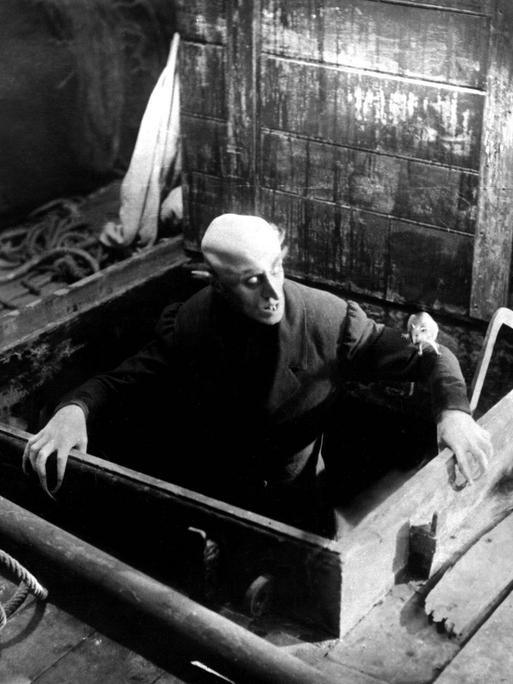 Max Schreck als "Nosferatu" im Stummfilm von F.W. Murnau aus dem Jahr 1922.