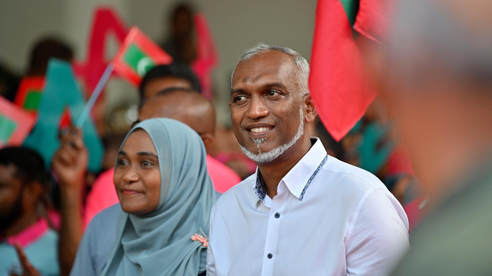 Das Foto zeigt den Oppositionskandidaten bei der Präsidentenstichwahl auf den Malediven, Mohamed Muiz.