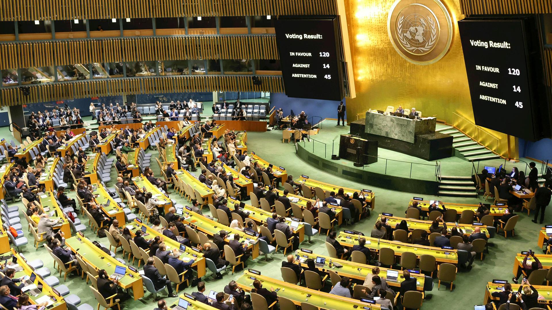 Die UN-Generalversammlung in New York, die am 27. Oktober 2023 über eine Resolution zum Krieg zwischen Israel und der Hamas abgestimmt hat. 
