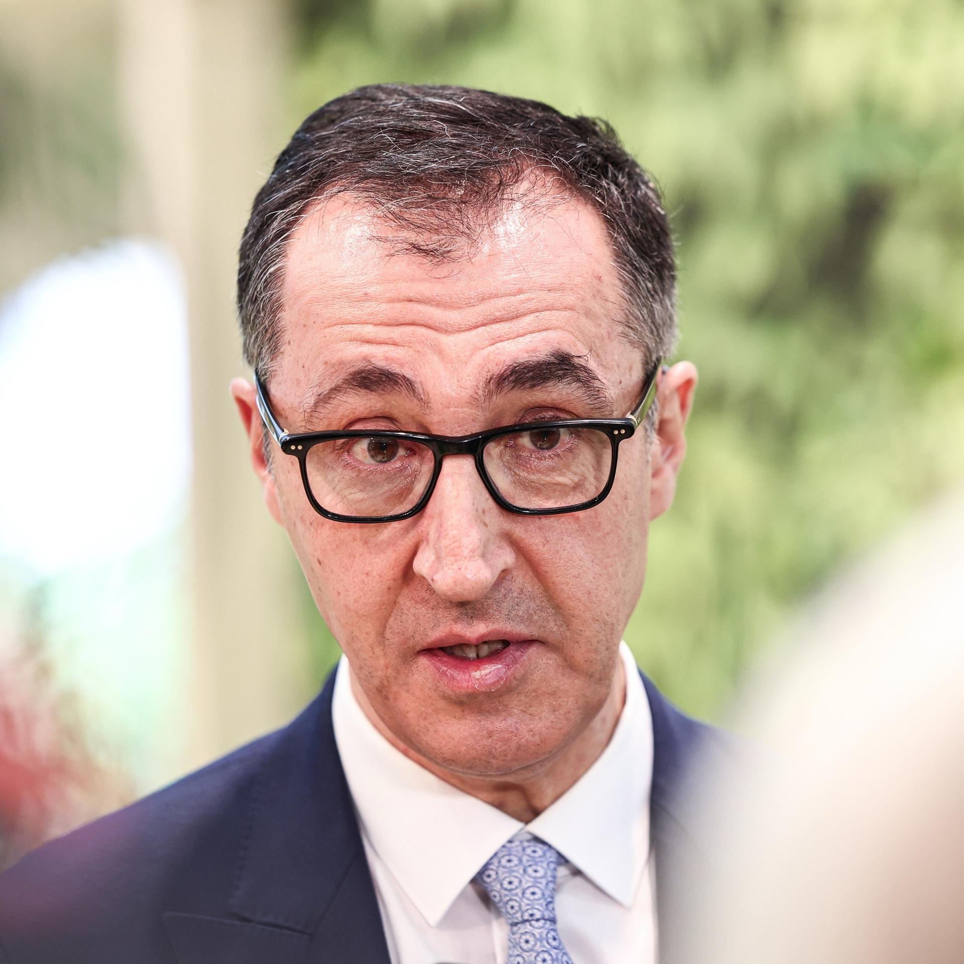 Eine Nahaufnahme des Politikers Cem Özdemir (Bündnis 90/Die Grünen)