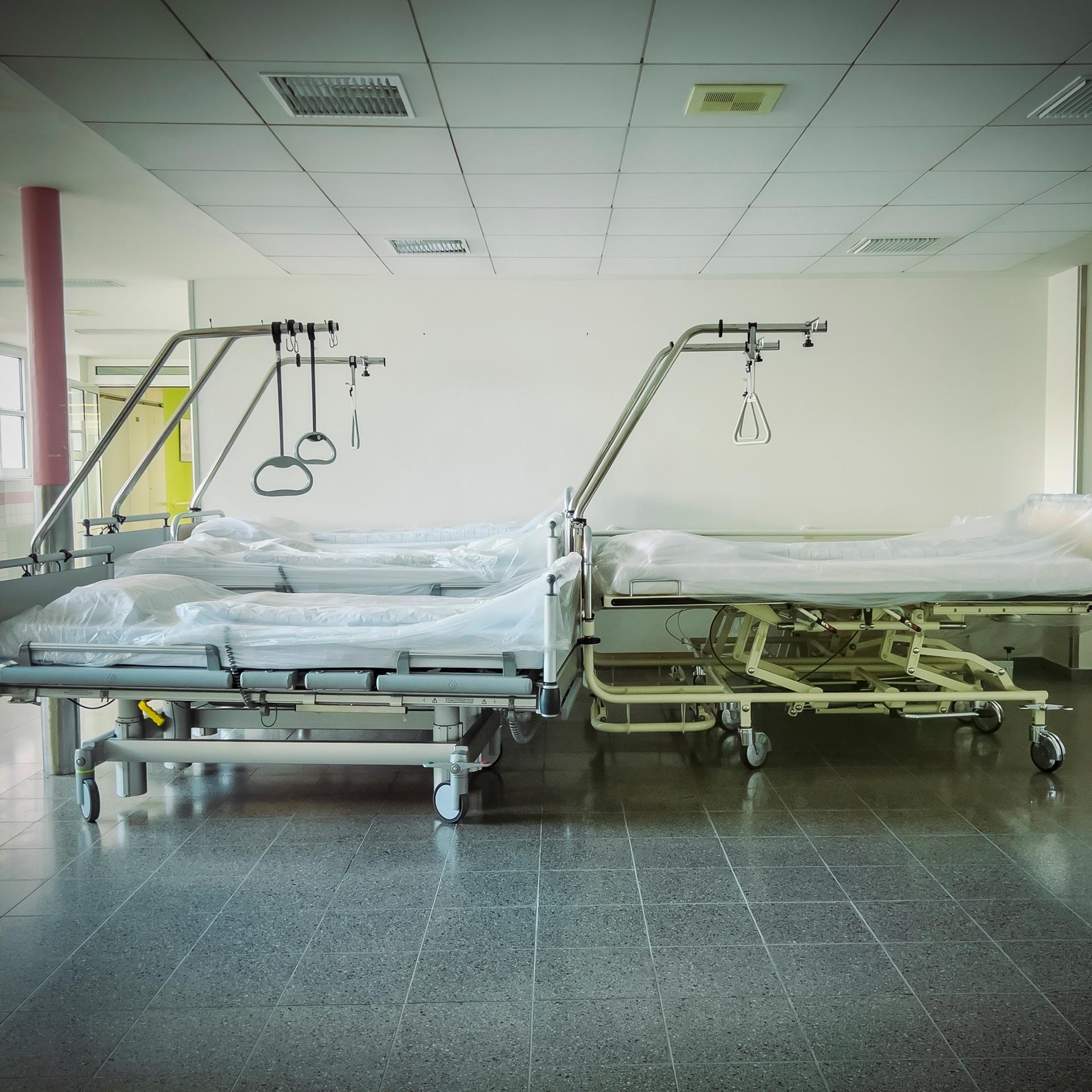 Länderkammer - Bundesrat billigt Änderung der Krankenhausreform trotz Kritik