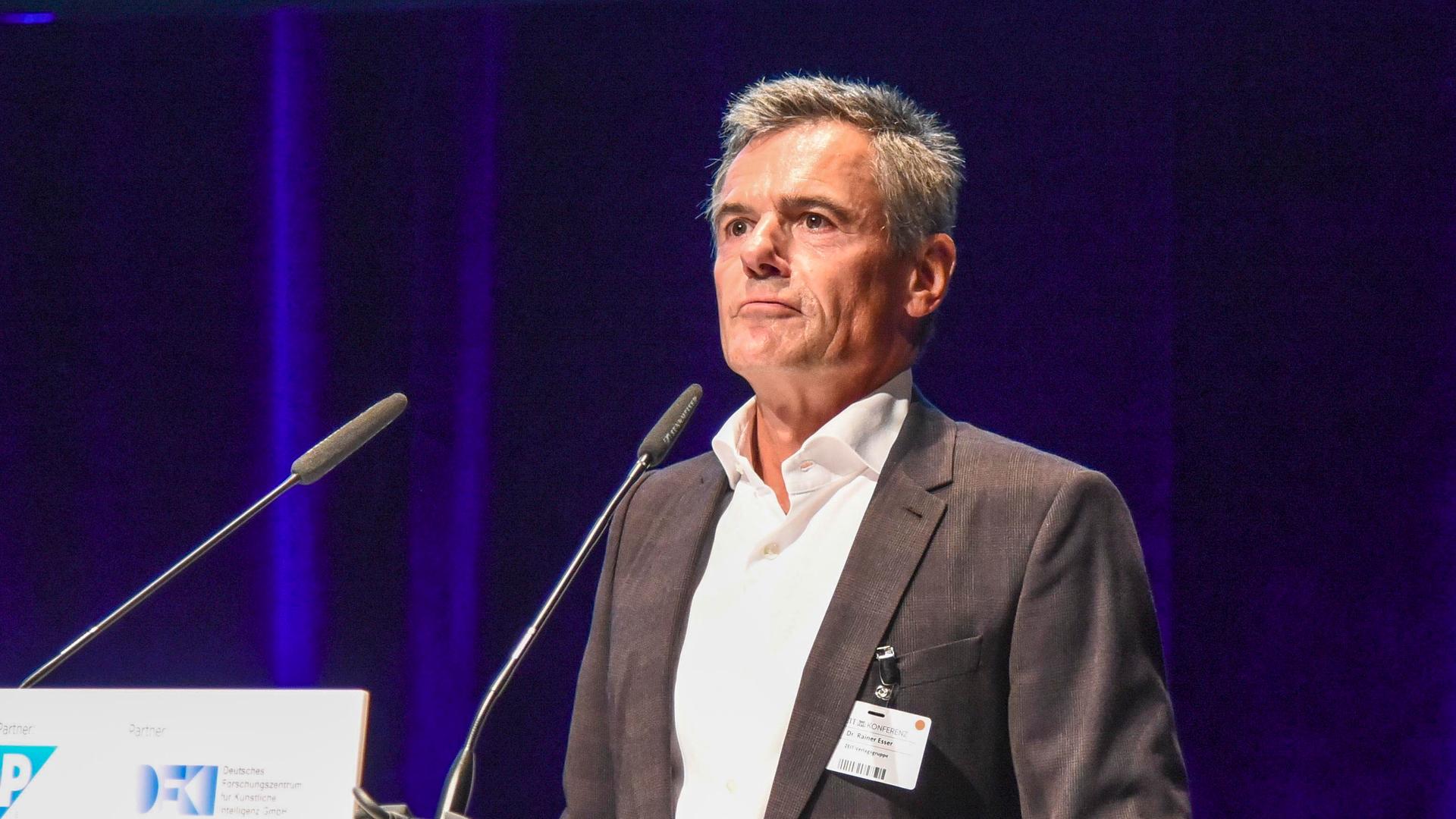 Geschäftsführer der DvH Medien GmbH Rainer Esser