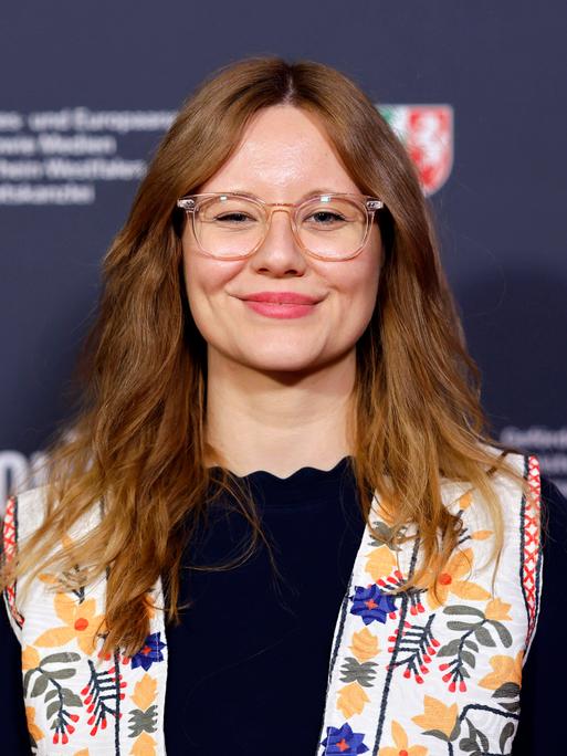 Historikerin, Journalistin, Contentcreatorin und Autorin Leonie Schöler Historikerin, Journalistin, Contentcreatorin und Autorin Leonie Schöler