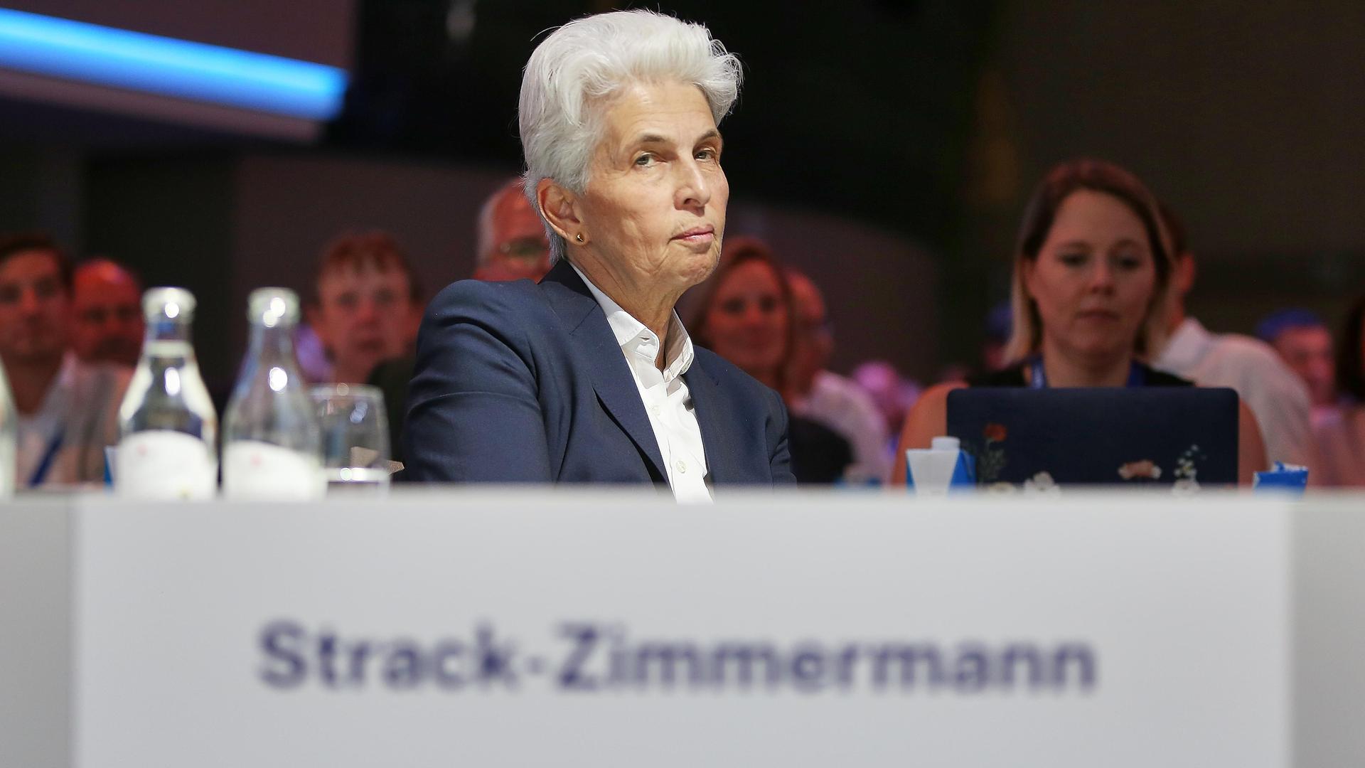 Berlin, Deutschland: Estrel: 77. Bundesparteitag der FDP: Marie-Agnes Strack-Zimmermann nach Bekanntgabe ihrer Kandidatur