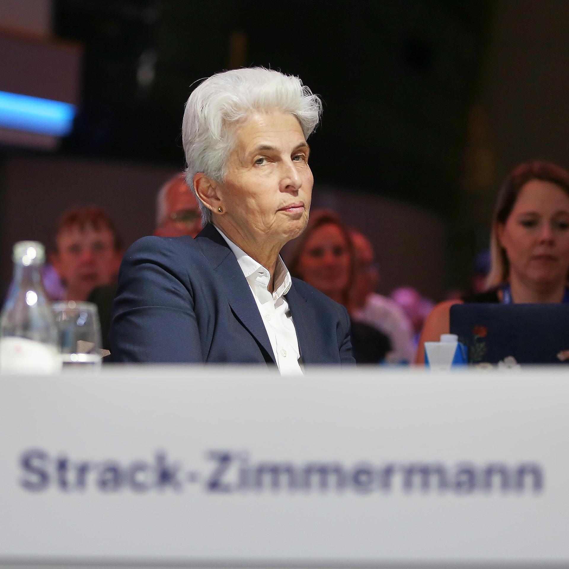 Berlin, Deutschland: Estrel: 77. Bundesparteitag der FDP: Marie-Agnes Strack-Zimmermann nach Bekanntgabe ihrer Kandidatur