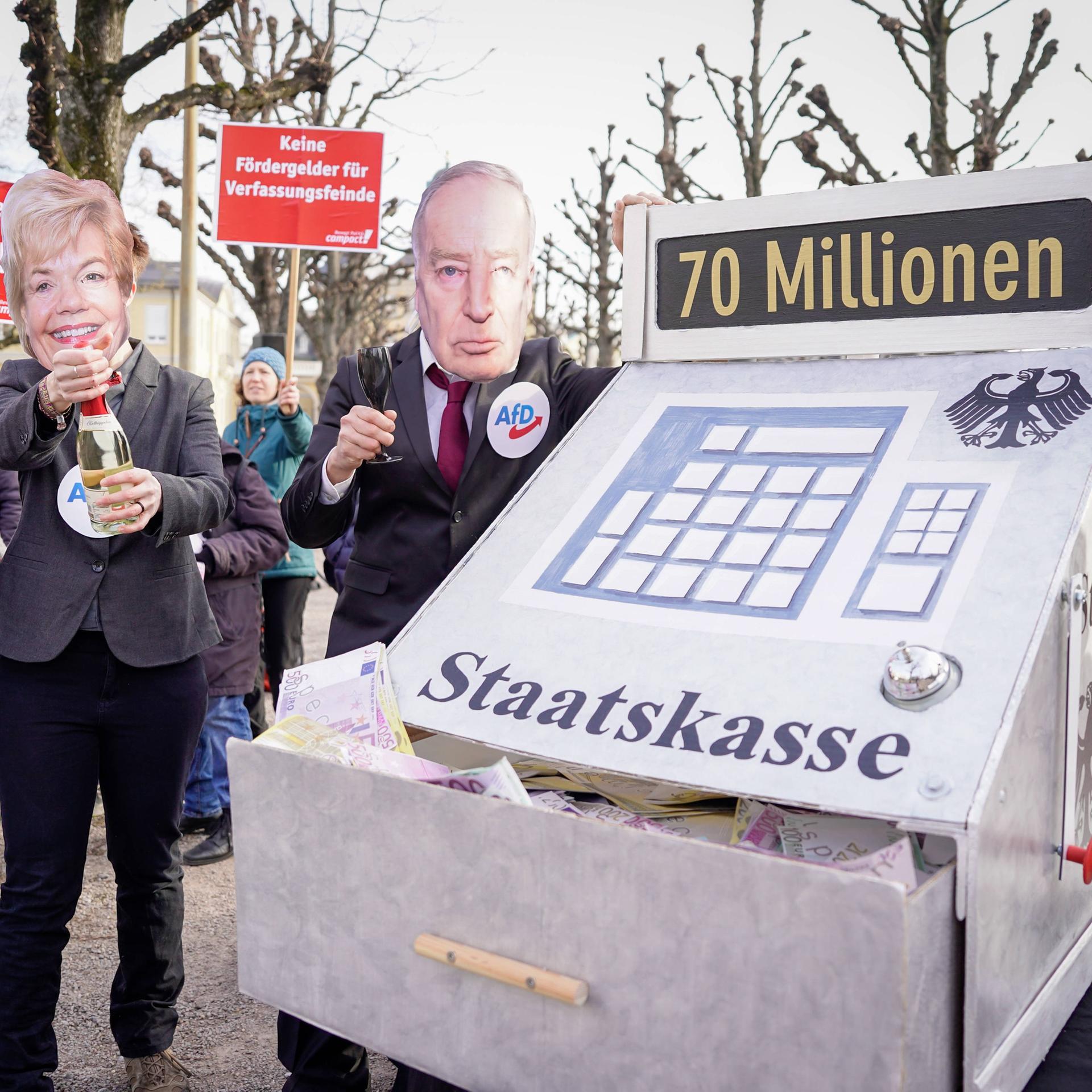 Brandenburg - Steuergelder fließen in AfD-nahe Erasmus-Stiftung