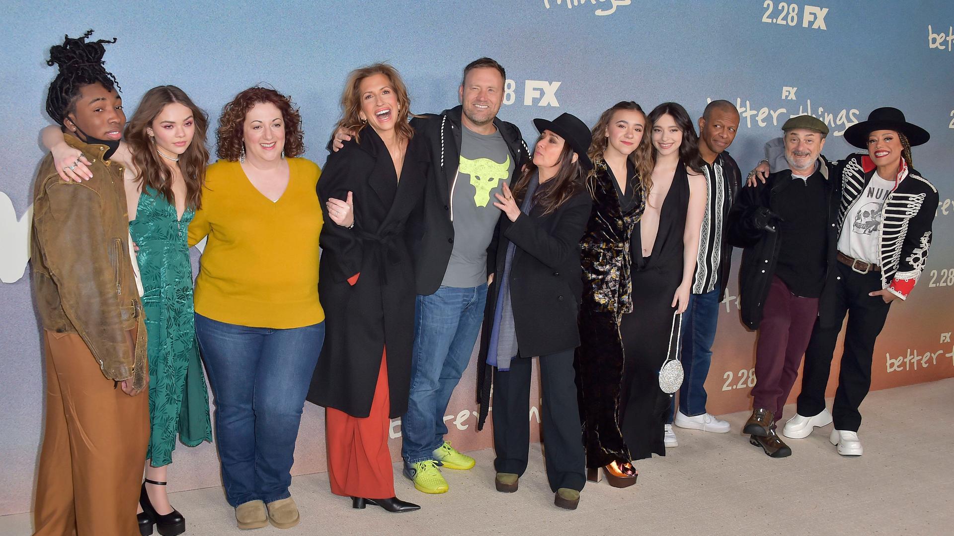 Jeremy K. Williams, Hannah Riley, Rebecca Metz, Alysia Reiner, Greg Cromer, Pamela Adlon, Olivia Edward, Mikey Madison, Phil LaMarr, Kevin Pollak und Cree Summer bei der Premiere der 5. Staffel der TV-Serie "Better Things". Jeremy K. Williams, Hannah Riley, Rebecca Metz, Alysia Reiner, Greg Cromer, Pamela Adlon, Olivia Edward, Mikey Madison, Phil LaMarr, Kevin Pollak und Cree Summer bei der Premiere der 5. Staffel der TV-Serie "Better Things".