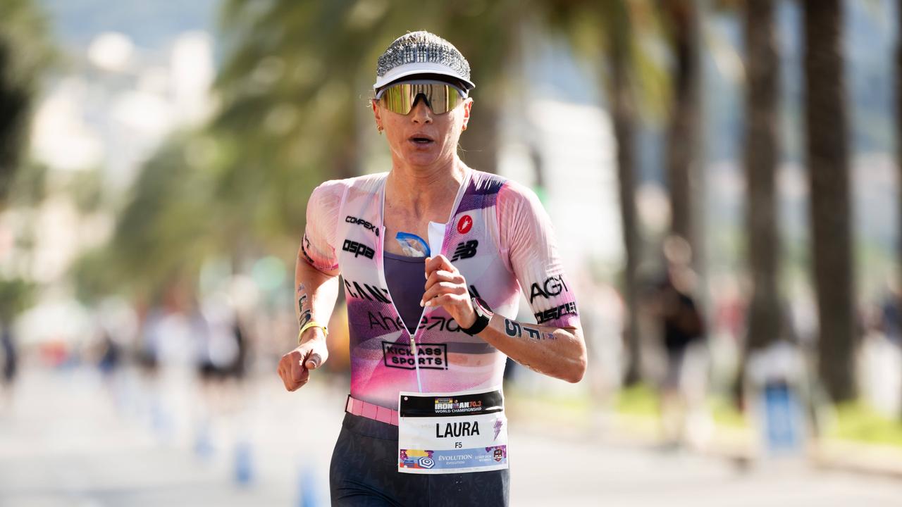 Ironman-Athletin Laura Philipp im französischen Nizza in Aktion.