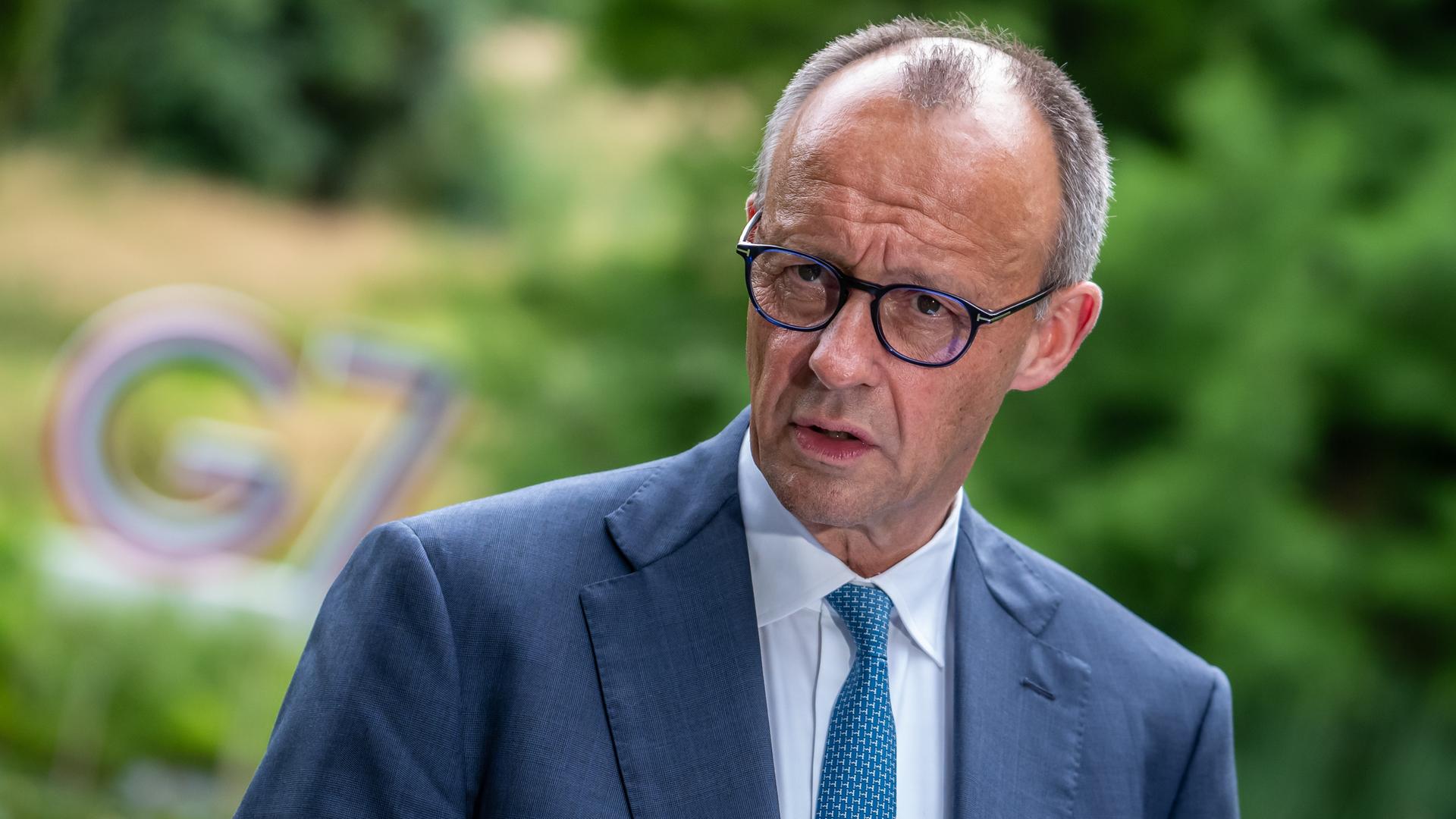 Bundeskanzler Friedrich Merz (CDU) spricht beim Pressestatement beim G7 Treffen in Evian nach der Arbeitssitzung. Bundeskanzler Friedrich Merz (CDU) spricht beim Pressestatement beim G7 Treffen in Evian nach der Arbeitssitzung.