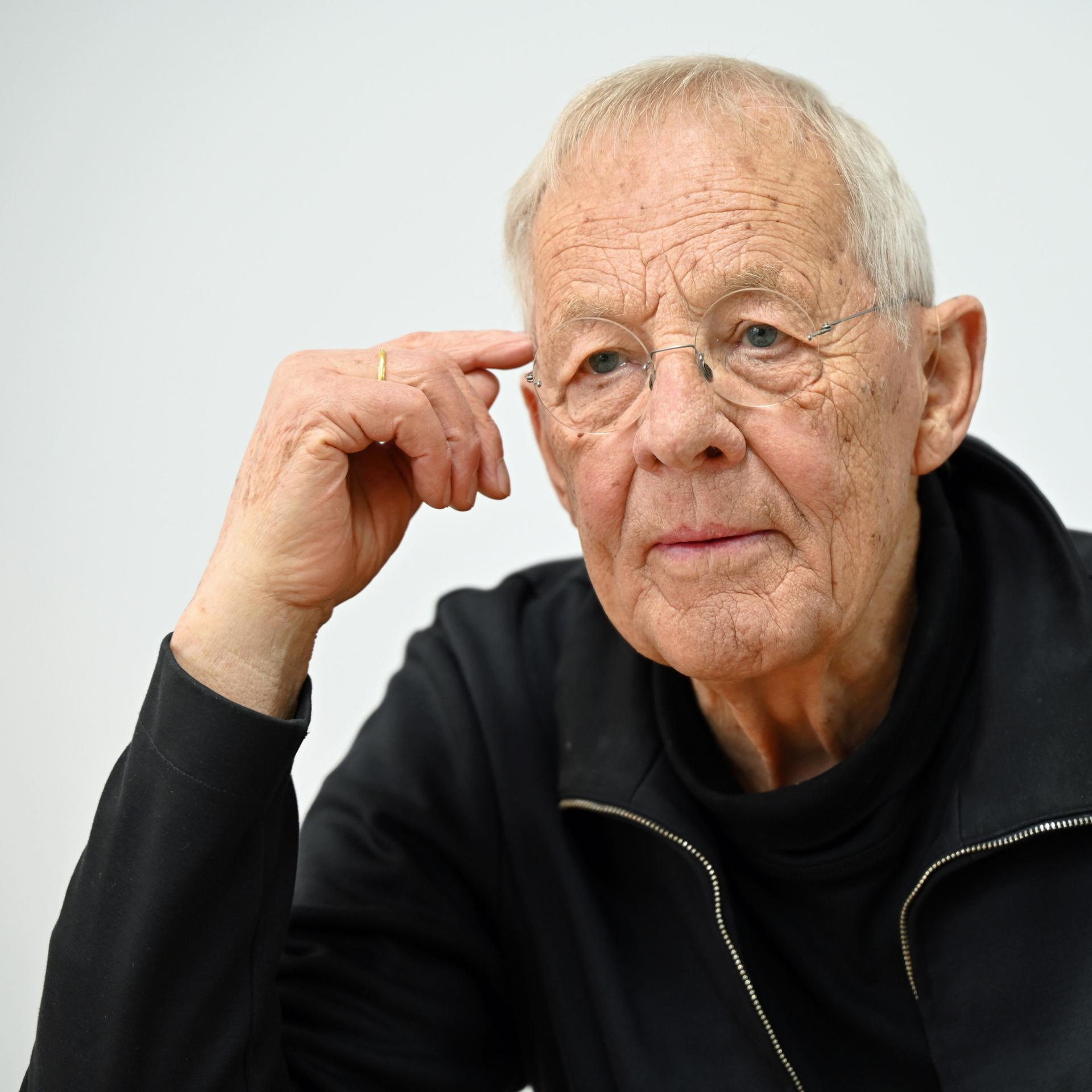 Nachruf auf Rolf Becker - Schauspieler und politischer Kopf Nachruf auf Rolf Becker - Schauspieler und politischer Kopf