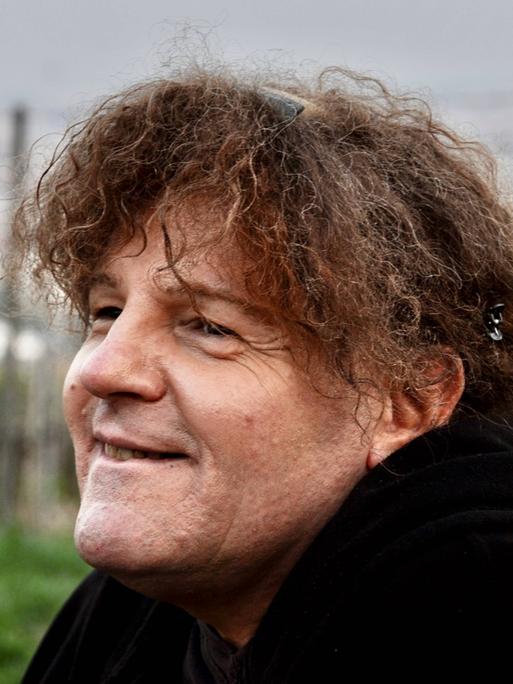 Porträt von Gloria G., der Protagonistin des Features "GLORIA oder Die erfüllten Wünsche"