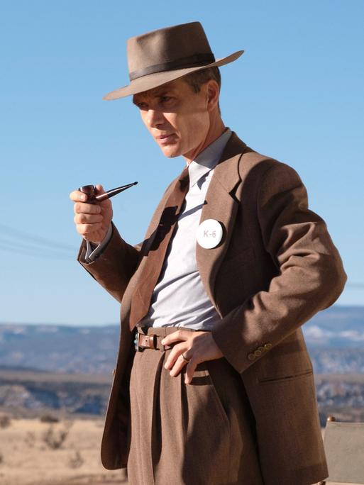 Cillian Murphy als J. Robert Oppenheimer im Film "Oppenheimer" von 2023. Regisseur: Christopher Nolan.