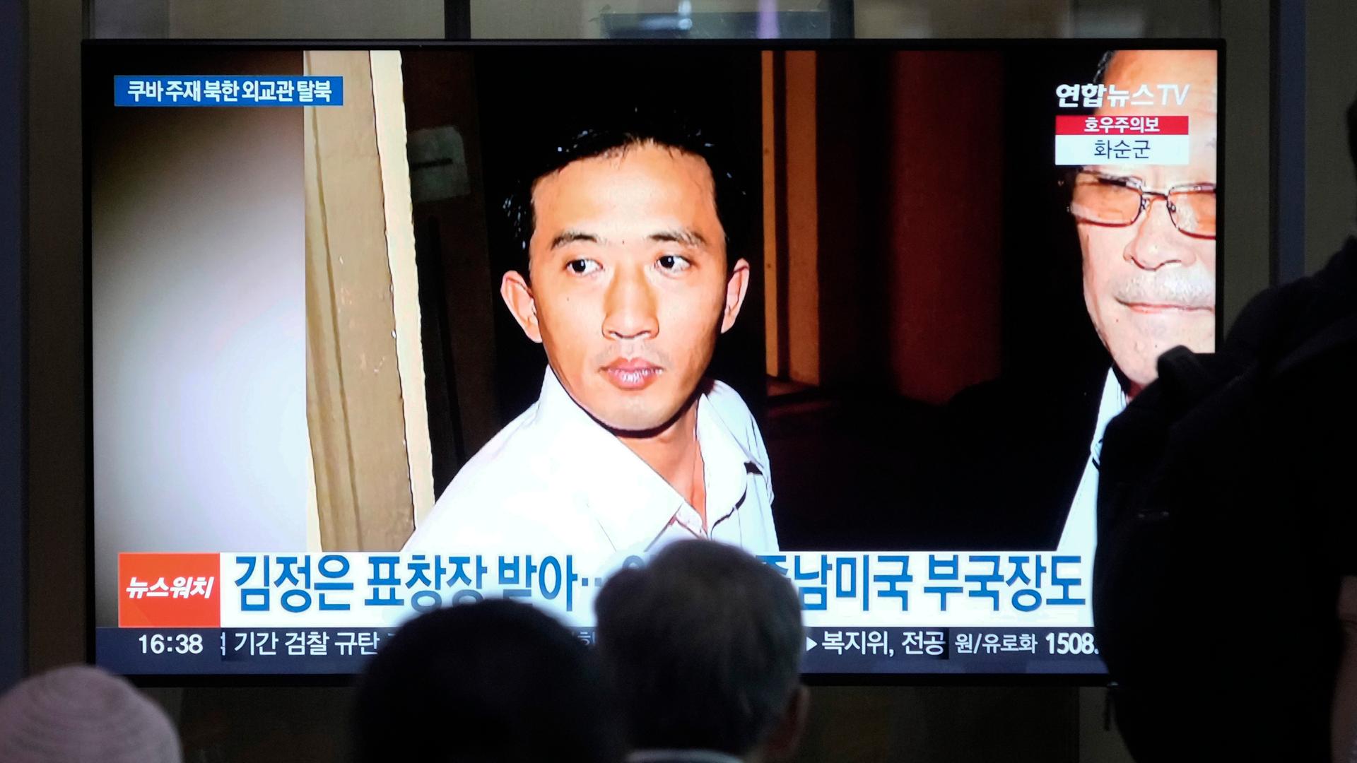Ein Fernsehausschnitt mit dem nordkoreanischen Diplomat Ri Il Kyu. Ein Fernsehausschnitt mit dem nordkoreanischen Diplomat Ri Il Kyu.