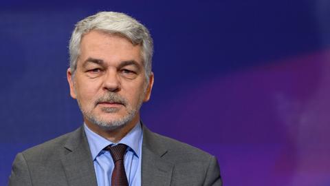 Carlo Masala (Militaerexperte) als Gast in der Polittalk Sendung "Maischberger" im Januar 2024. 