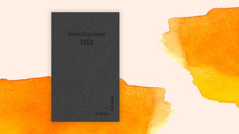 Das Buchcover des Gedichtbands "Teer" vor einem orangefarbenen Aquarellhintergrund. Auf dem Buchcover stehen in schwarzer Schrift Autor und Titel auf einem dunkelgrauen Hintergrund, vermutlich ein Foto von Teer.
