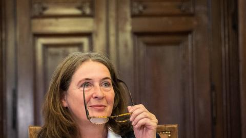 Designierte Buergermeisterin von Graz Elke Kahr KPOE bei einer Pressekonferenz  im Rathaus am 13. November 2021 