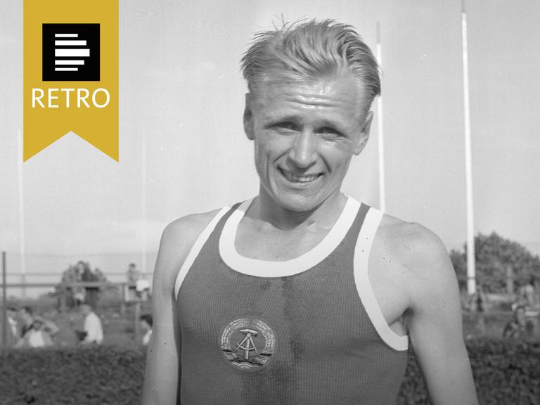 Leichtathlet Hans Grodotzki bei den Ost-West Ausscheidungen in Prag, Portraet im DDR Trikot 11.08.1962.