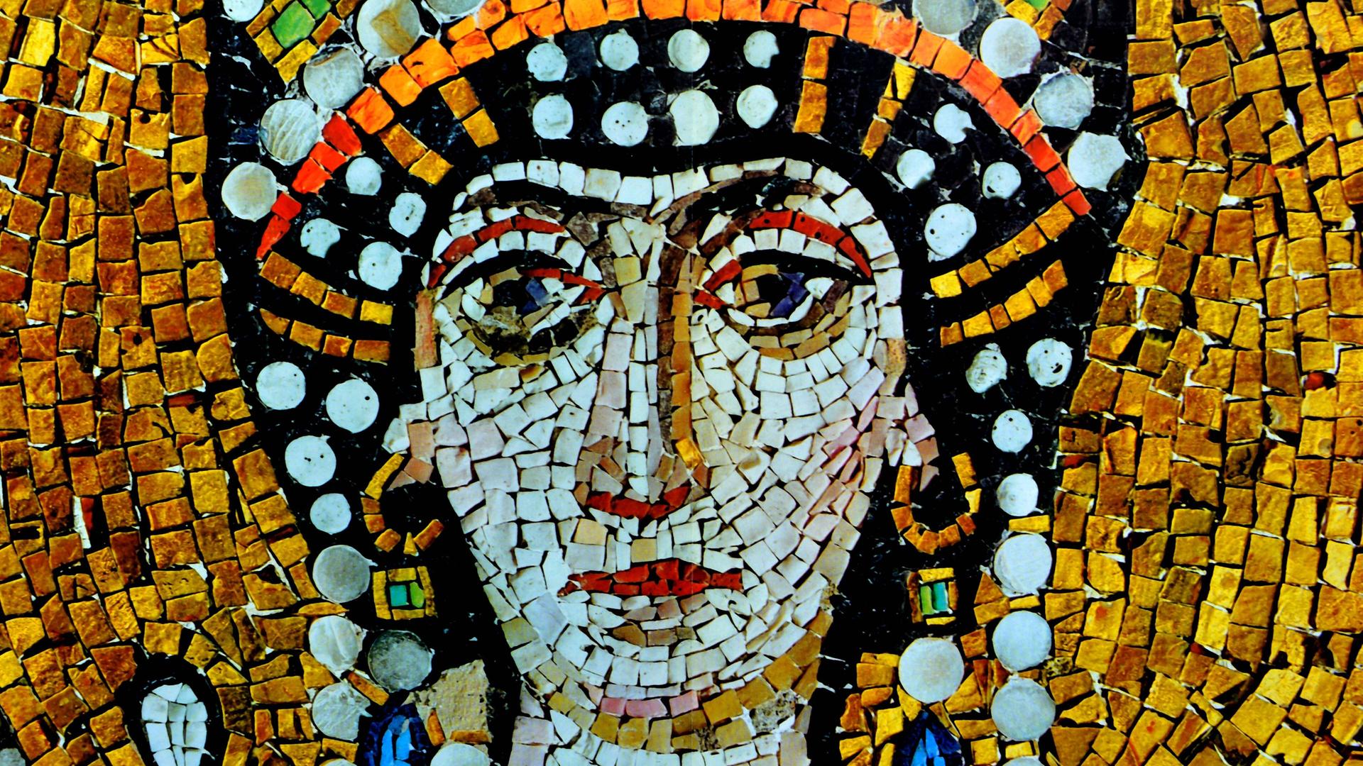 Die oströmische Kaiserin Theodora I. auf einem Mosaik in der Basilika San Vitale, Ravenna, um das 545