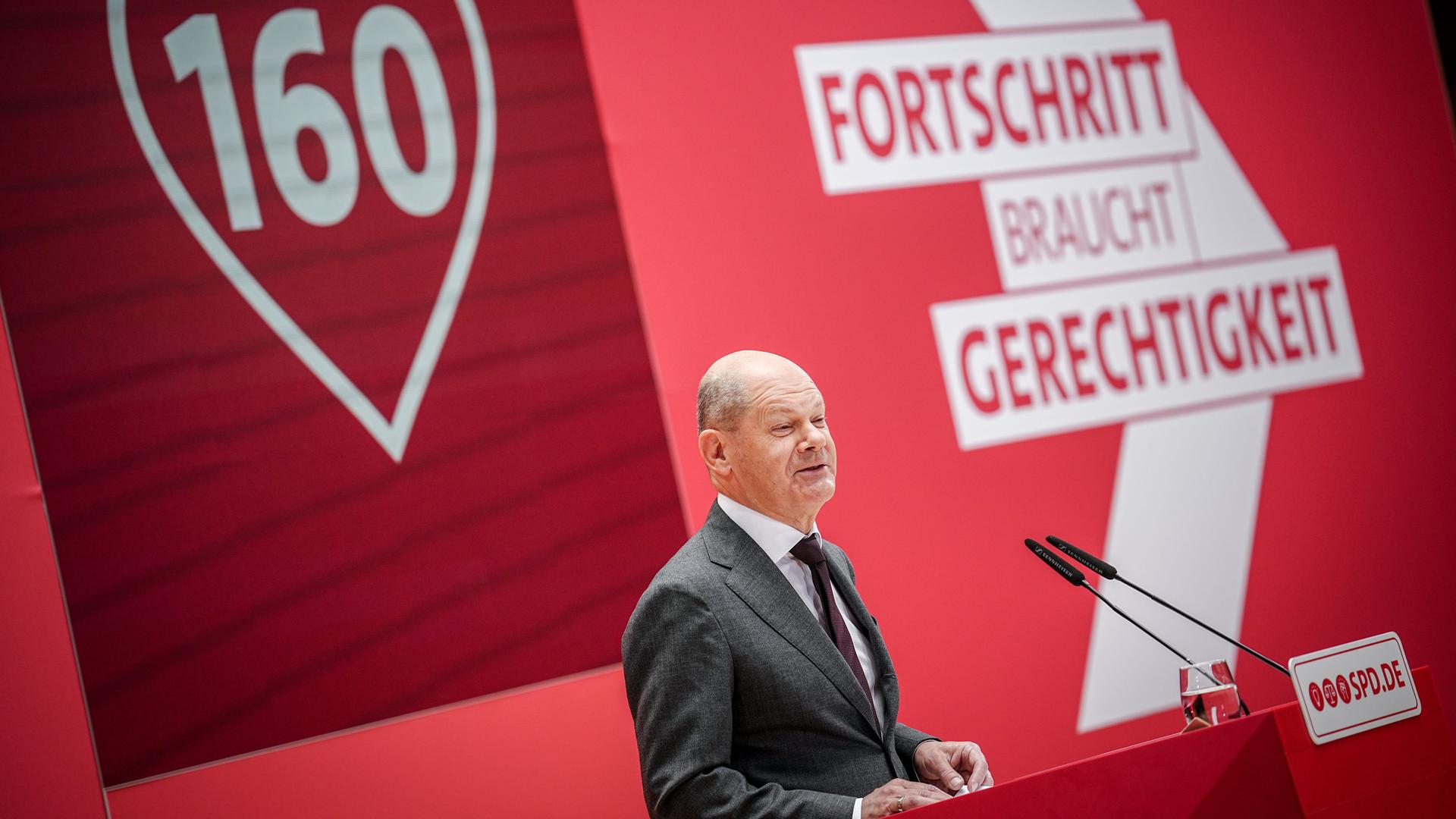 Bundeskanzler Olaf Scholz spricht auf dem Festakt zu 160 Jahren SPD im Willy-Brandt-Haus in Berlin.