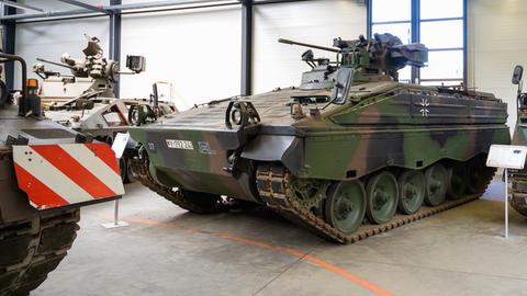 Ein Schützenpanzer der Bundeswehr vom Typ Marder