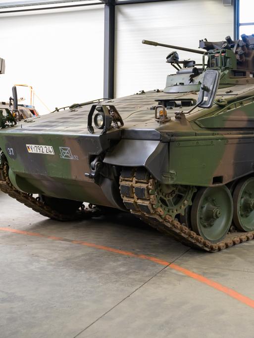 Ein Schützenpanzer der Bundeswehr vom Typ Marder