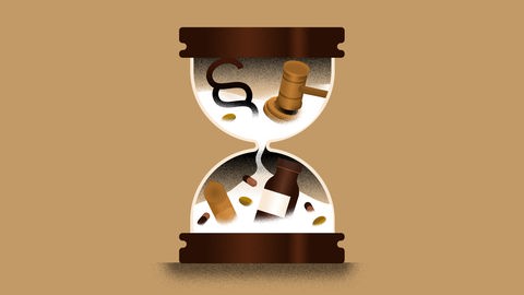 Abstrakte Zeichnung einer Sanduhr in braunen Tönen, innen neben Sand Pillen, Paragraphen und ein Gerichtshammer