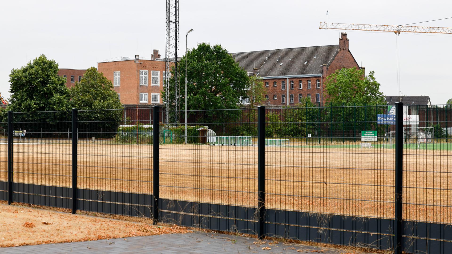 Blick auf das Gelände der Justizvollzugsanstalt Siegburg