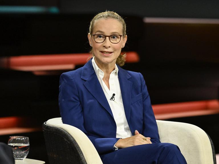 Prof. Frauke Brosius-Gersdorf spricht 2024 bei der TV-Sendung "Markus Lanz".