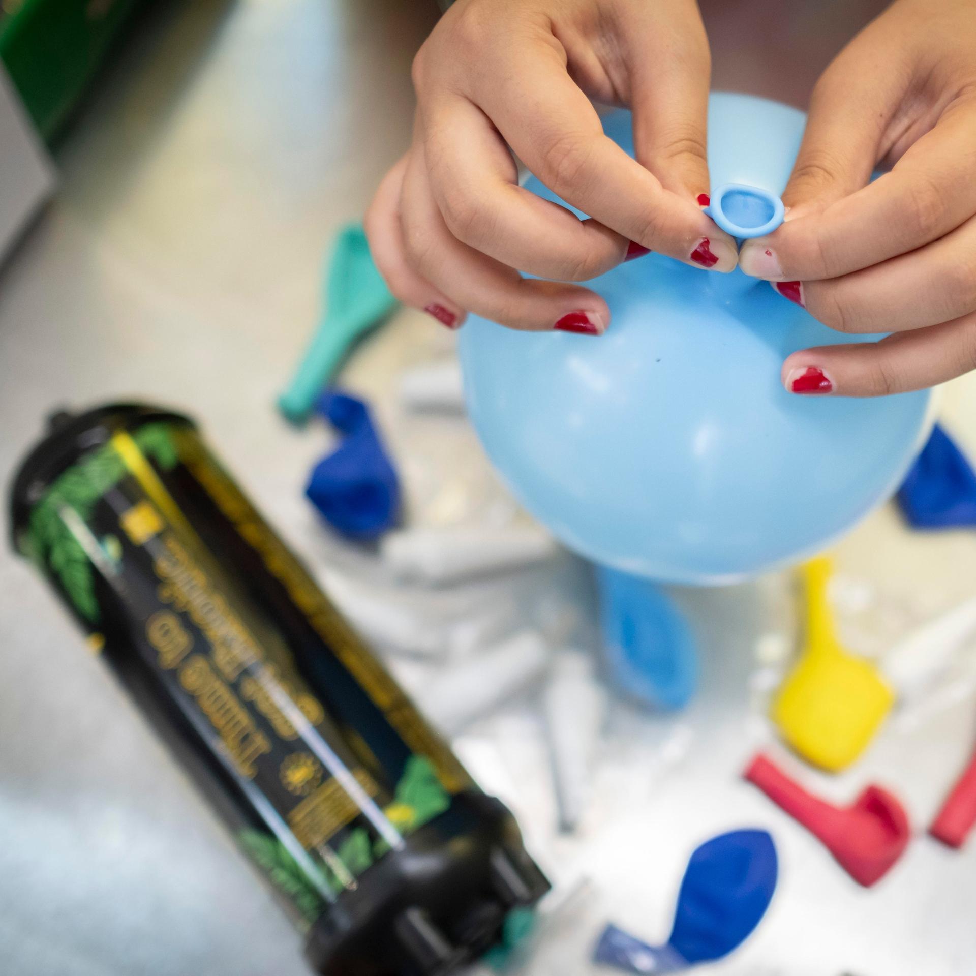 Bundestag - Kein Lach-Gas mehr für Kinder und Jugendliche