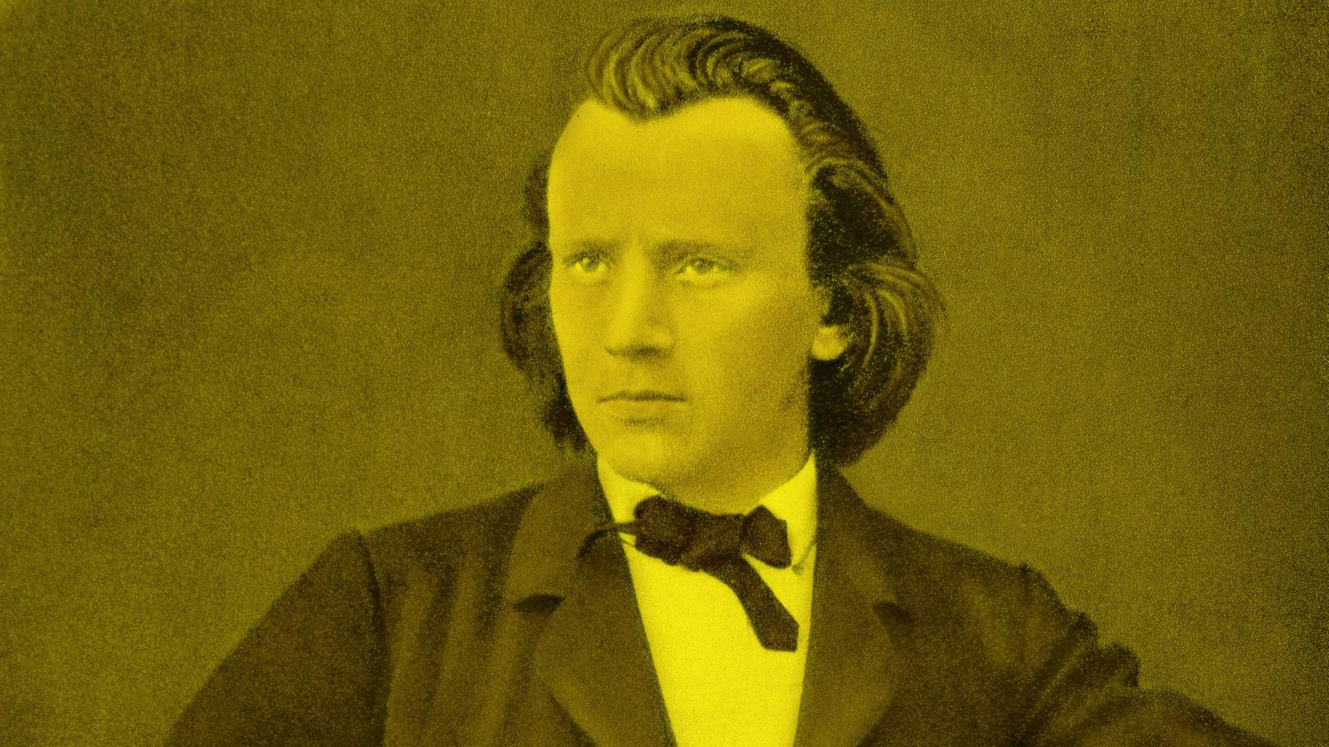 Gelb eingefärbtes, koloriertes Bild von Johannes Brahms 