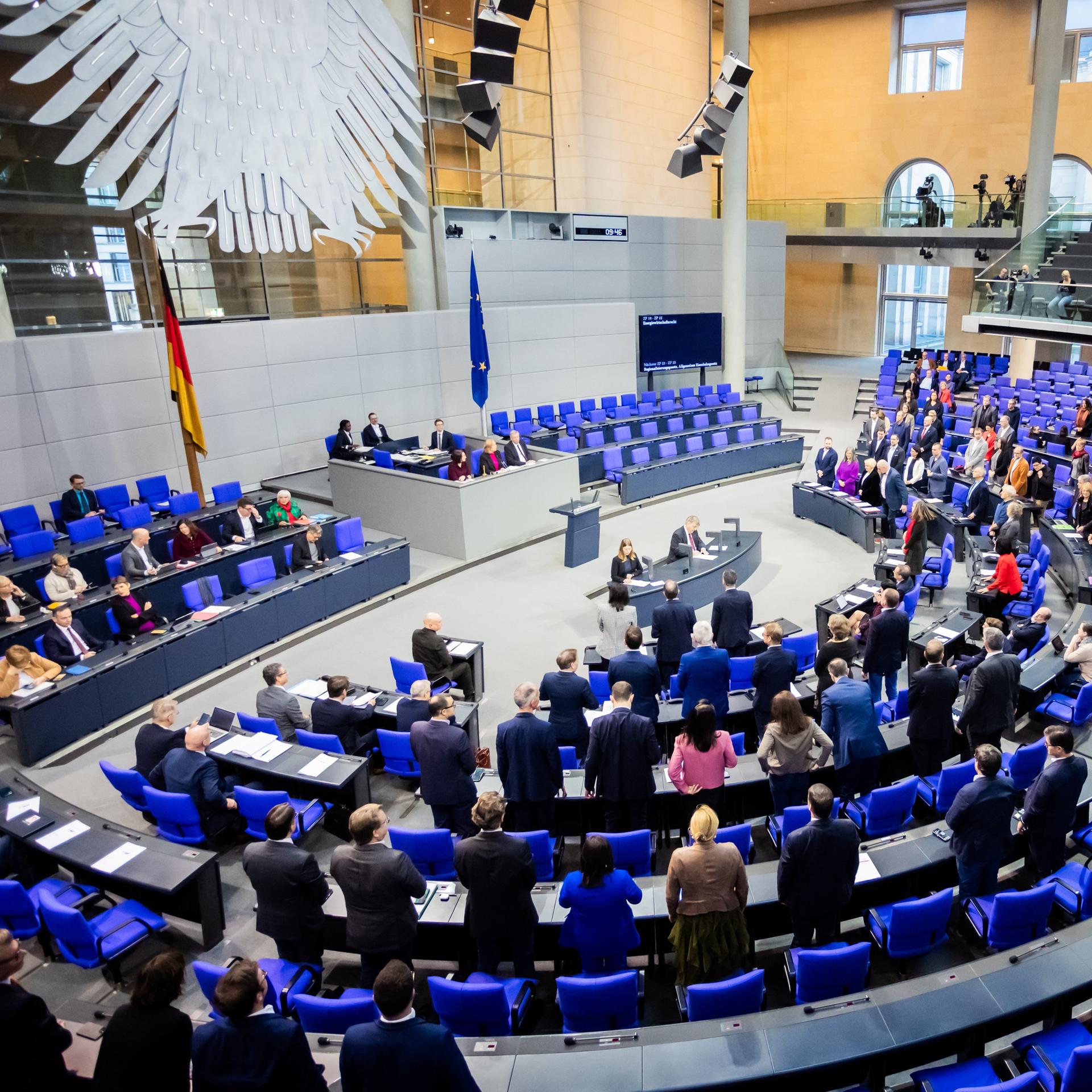 Bundestagswahl - Wahlkampf verspricht turbulent zu werden