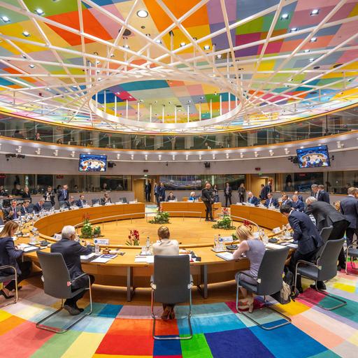 Brüssel: António Costa, Präsident des Europäischen Rates, eröffnet die erste Arbeitssitzung beim EU-Gipfel.