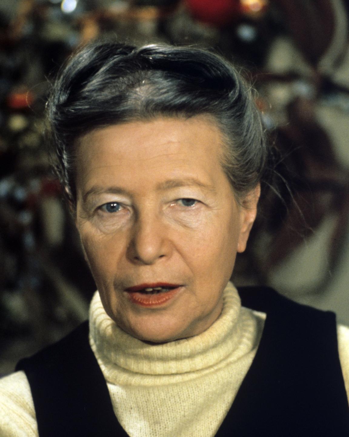 Die französische Schriftstellerin und Feministin Simone de Beauvoir. (Undatierte Aufnahme).