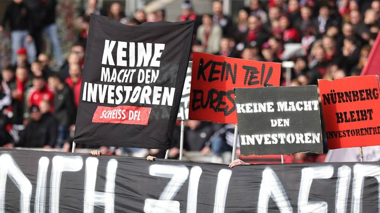 Proteste Gegen DFL-Investor: "Spielabbruch Steht Bevor"