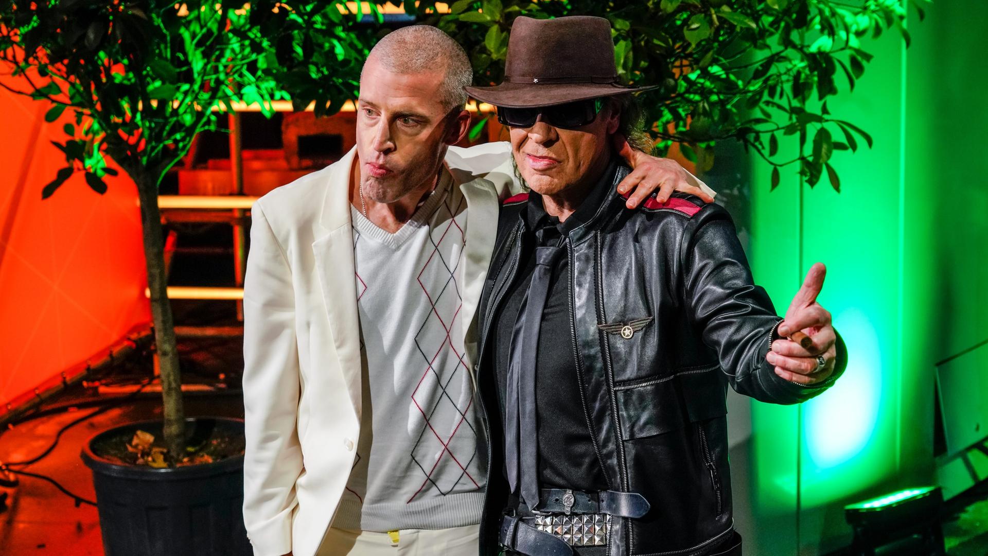 Benjamin von Stuckrad-Barre und Udo Lindenberg auf dem Roten Teppich beim International Music Award 2019 