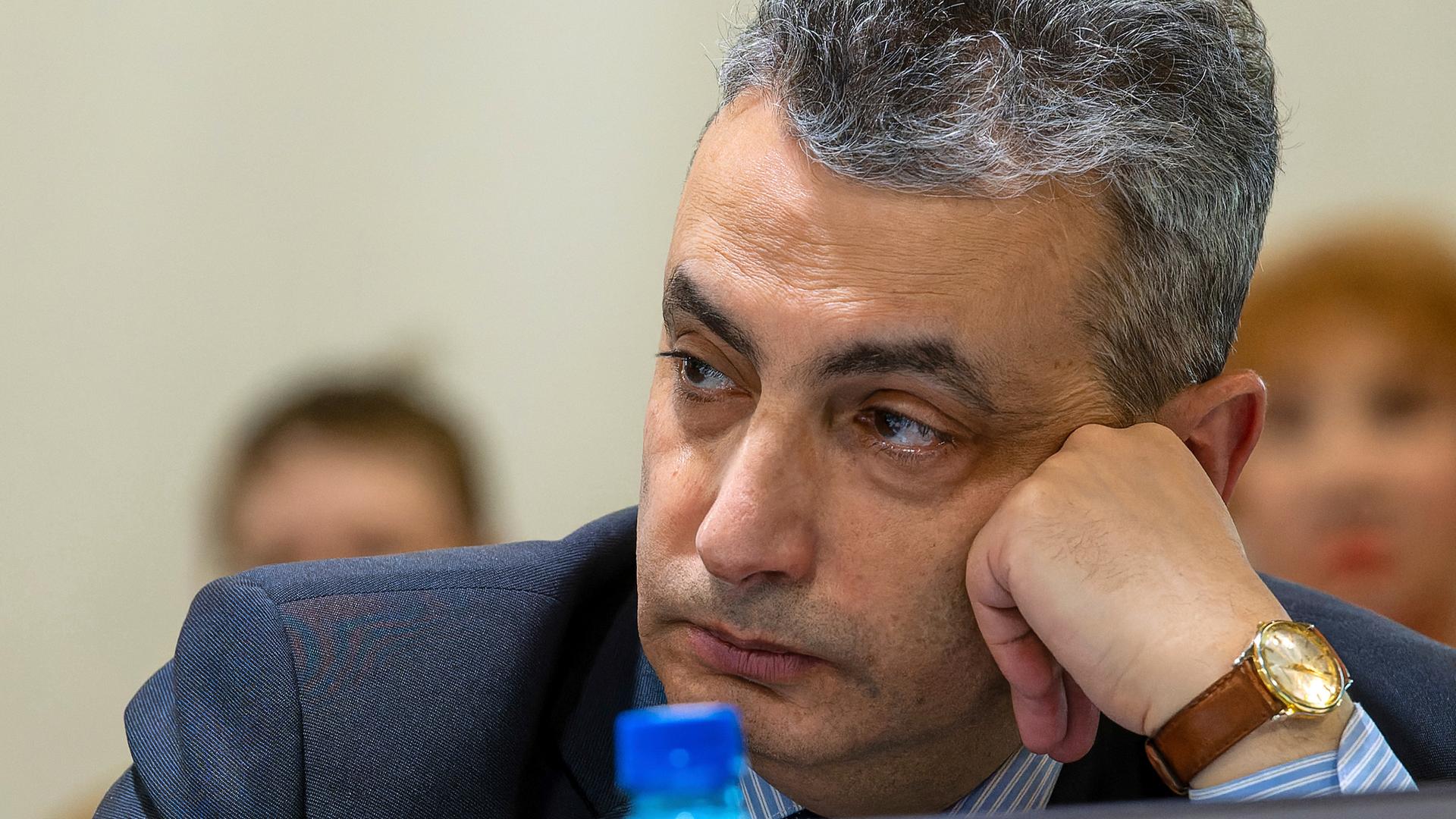 Lew Schlosberg, russischer Oppositioneller und stellvertretender Vorsitzender der Oppositionspartei Jabloko, nimmt an einer Sitzung des politischen Komitees der Partei in Russland teil.