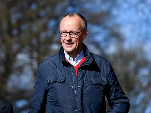 Friedrich Merz während der Stimmabgabe im Wahlbüro für die Bundestagswahl 2025, am 23. February 2025 in Arnsberg, Deutschland