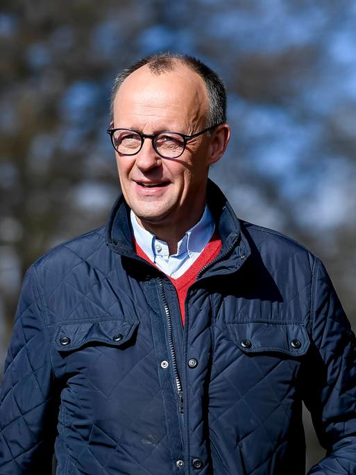 Friedrich Merz während der Stimmabgabe im Wahlbüro für die Bundestagswahl 2025, am 23. February 2025 in Arnsberg, Deutschland