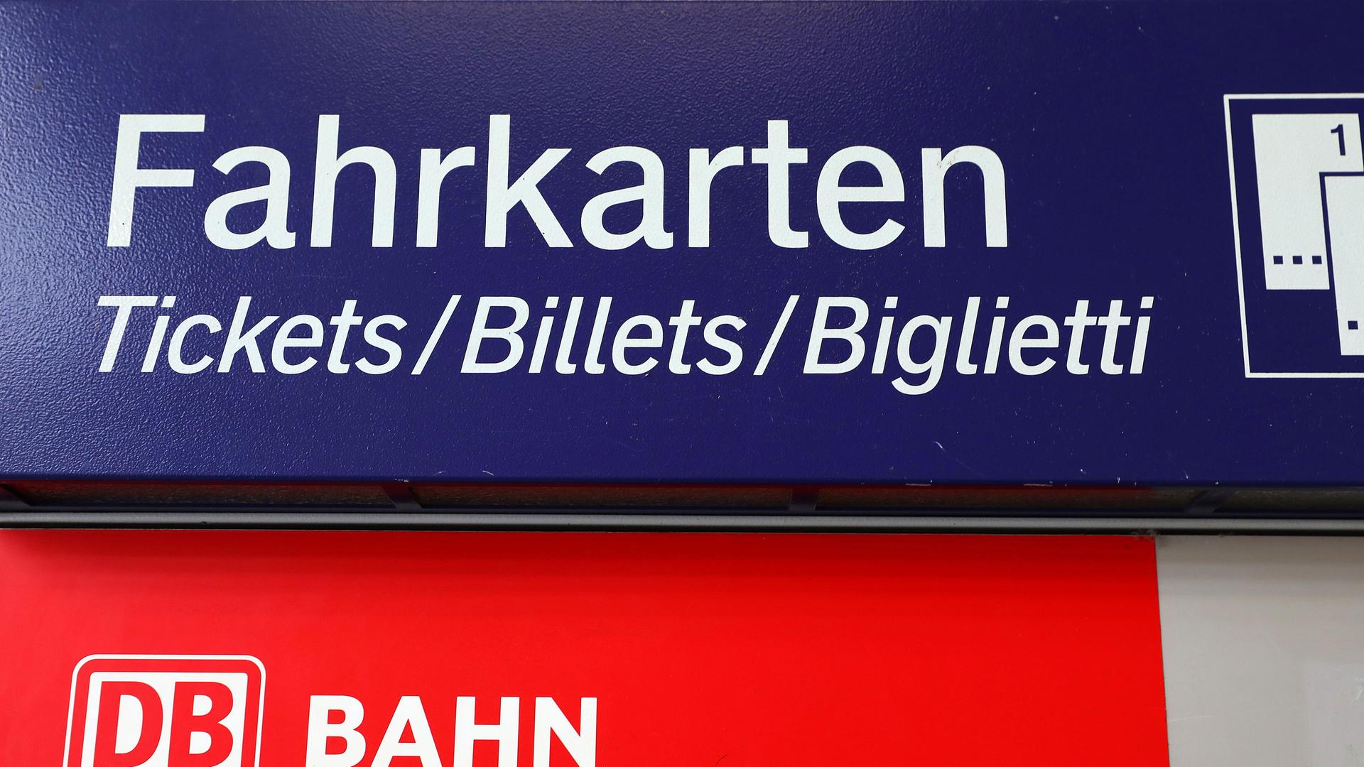 Fahrtkarten-Automat der Deutschen Bahn.