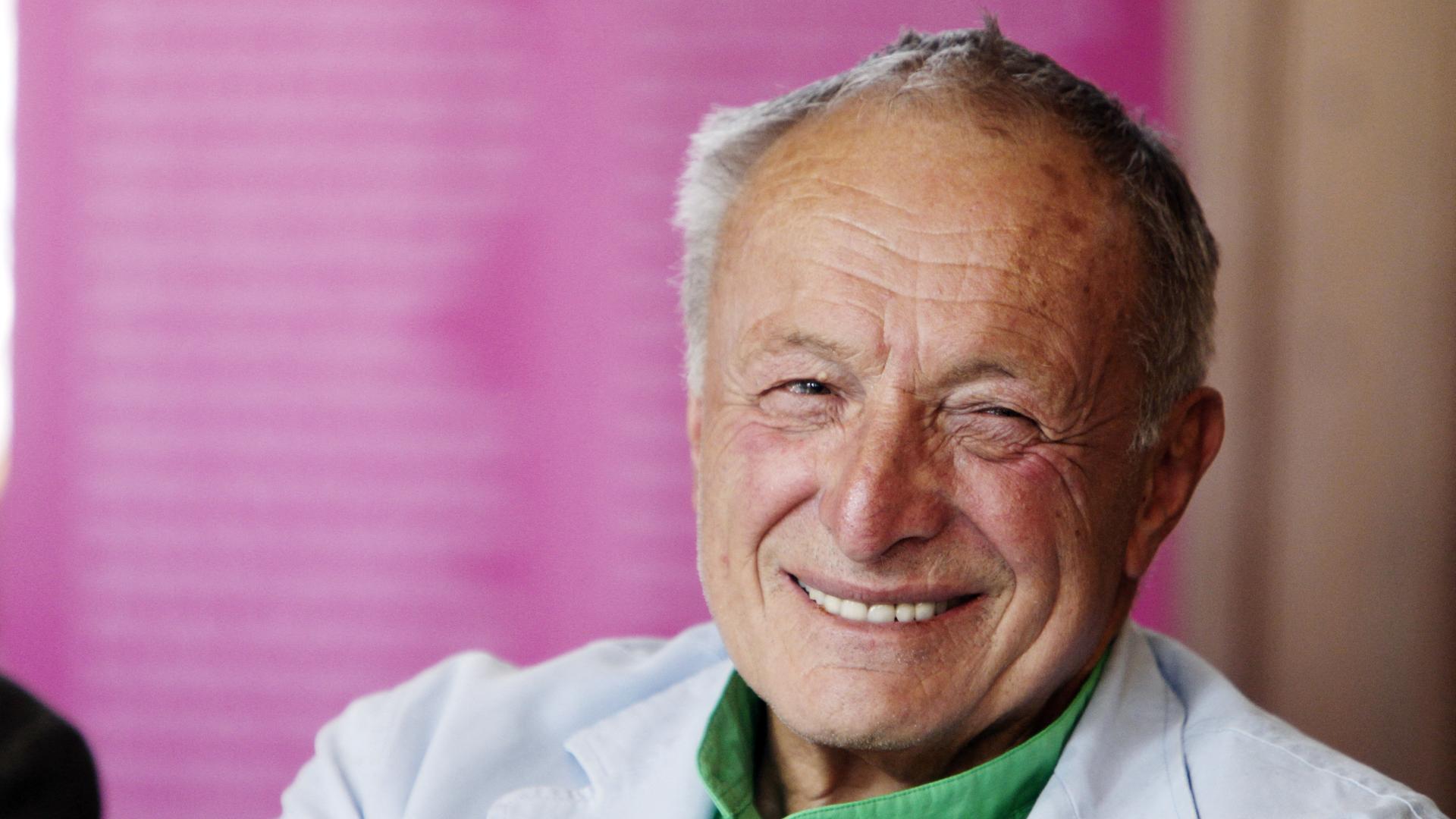 Richard Rogers lächelt.