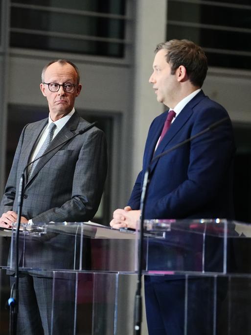 Söder, Merz, Klingbeil und Esken geben eine Pressekonferenz zu den Sondierungsgesprächen zwischen der Union und der SPD.